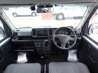 DAIHATSU HIJET VAN 2018