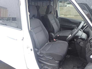 NISSAN SERENA 2018
