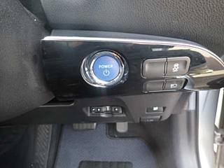 TOYOTA PRIUS 2020
