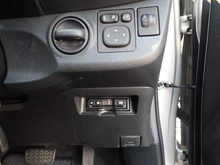 TOYOTA VITZ 2020