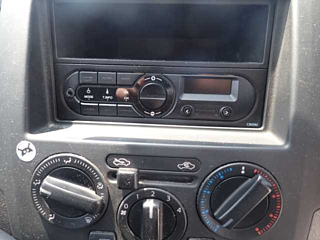 NISSAN NV200 2019