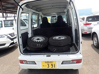 DAIHATSU HIJET VAN 2019