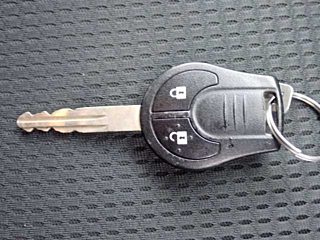 NISSAN NV200 2020