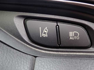 TOYOTA VITZ 2018