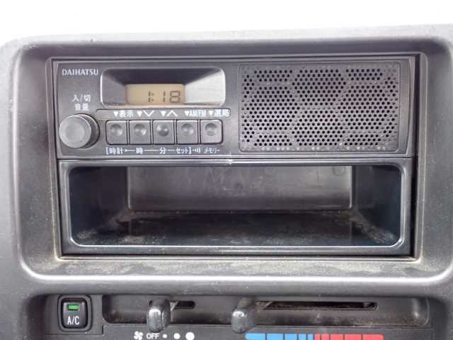 DAIHATSU HIJET VAN 2010