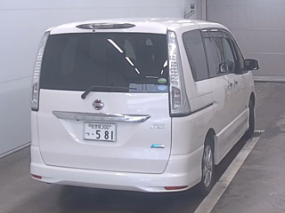 NISSAN SERENA 2013