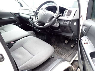 TOYOTA REGIUS ACE VAN 2011