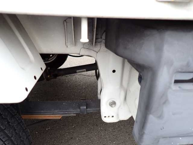 NISSAN CLIPPER TRUCK 2015