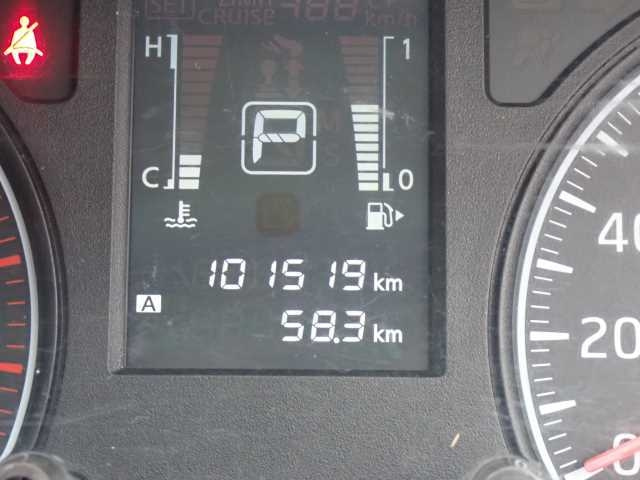 NISSAN CARAVAN VAN 2017