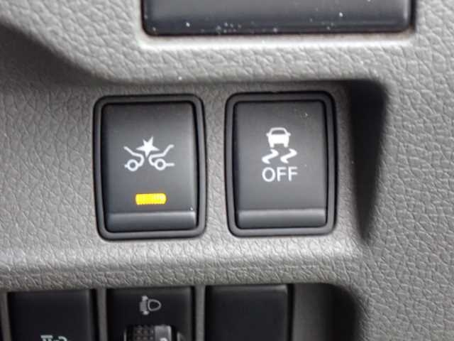 NISSAN CARAVAN VAN 2017