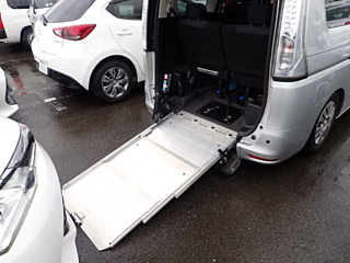 NISSAN SERENA 2016