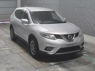 NISSAN X-TRAIL 2015