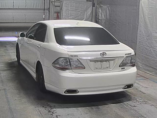 TOYOTA CROWN 2009