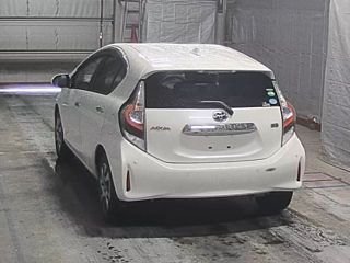 TOYOTA AQUA 2020