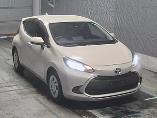 TOYOTA AQUA 2022