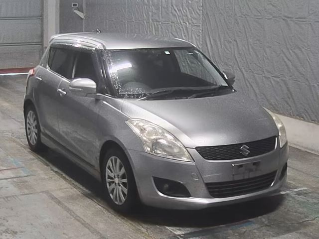 SUZUKI SWIFT 2012