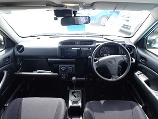 TOYOTA PROBOX 2018