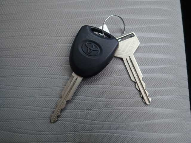 TOYOTA PIXIS EPOCH 2018