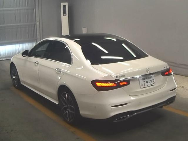 MERCEDES BENZ E CLASS 2021