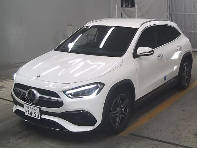MERCEDES BENZ GLA CLASS 2021