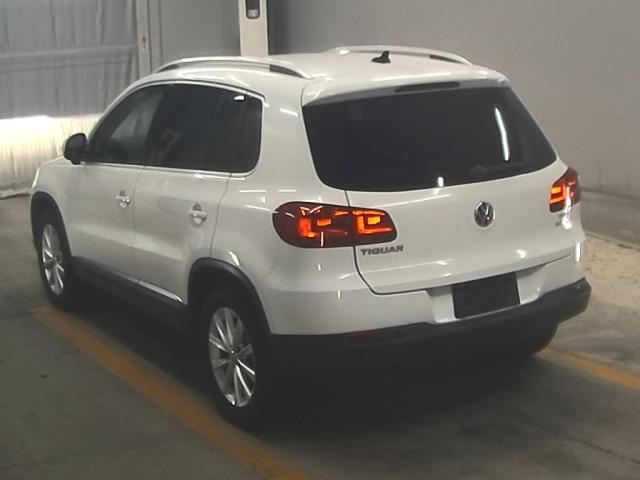VOLKSWAGEN TIGUAN 2014