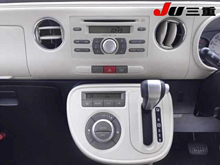 DAIHATSU MIRA 2010