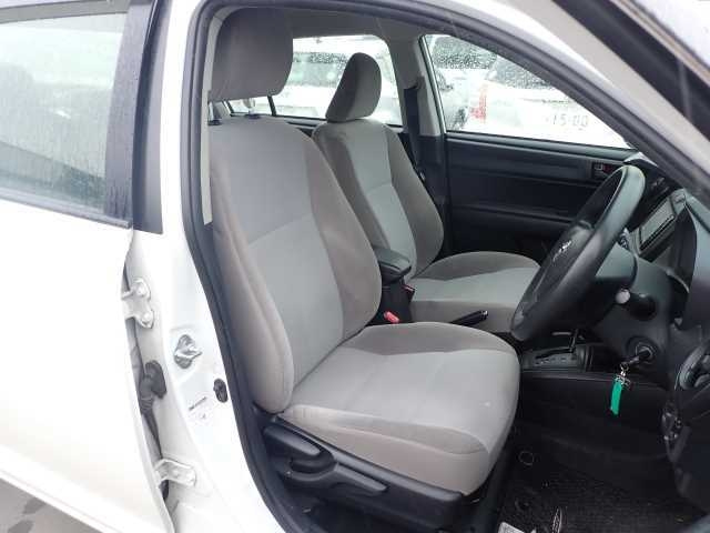 TOYOTA COROLLA AXIO 2016