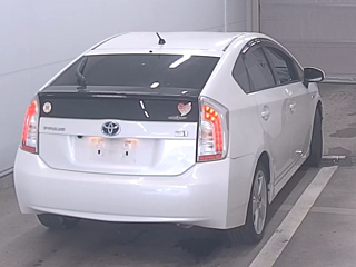 TOYOTA PRIUS 2014