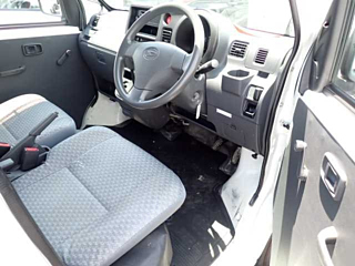 DAIHATSU HIJET VAN 2017