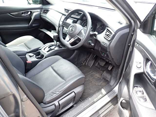 NISSAN X-TRAIL 2018