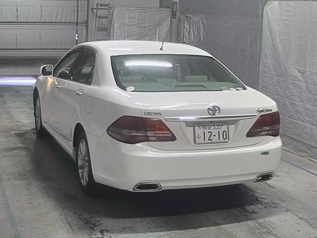 TOYOTA CROWN 2009