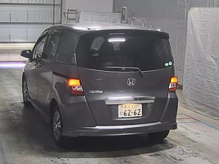 HONDA FREED 2013