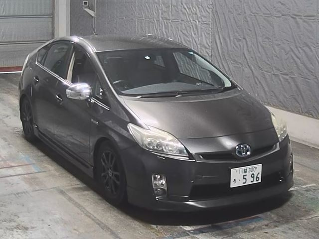 TOYOTA PRIUS 2011