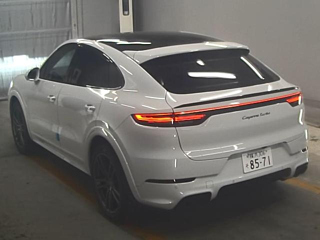 PORSCHE CAYENNE 2021