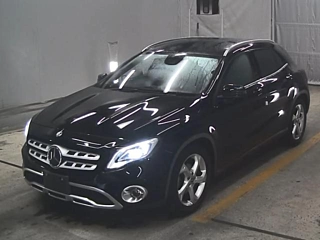 MERCEDES BENZ GLA CLASS 2019