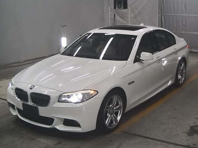 BMW 5 SERIES 2011