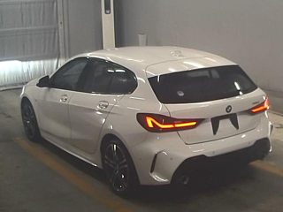 BMW 1 SERIES 2021