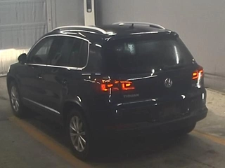 VOLKSWAGEN TIGUAN 2012