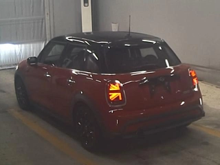 BMW MINI 2021