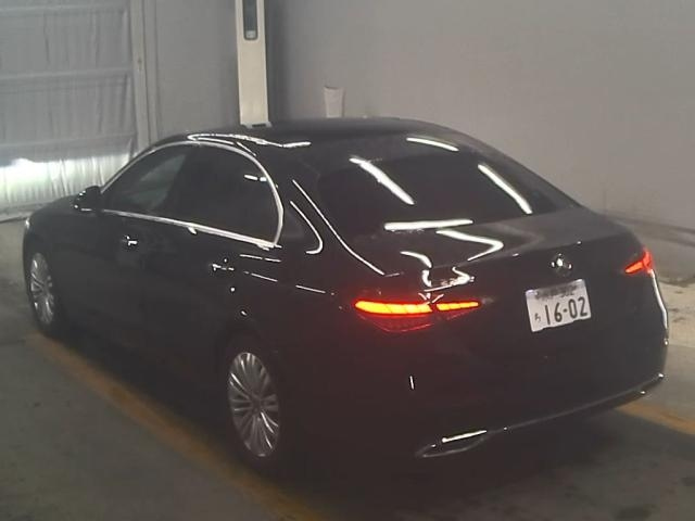 MERCEDES BENZ C CLASS 2024