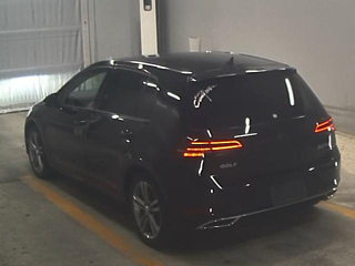 VOLKSWAGEN GOLF 2020