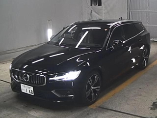 VOLVO V60 2021