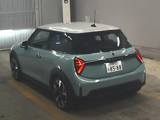 BMW MINI 2024