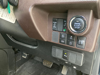 TOYOTA TANK 2020