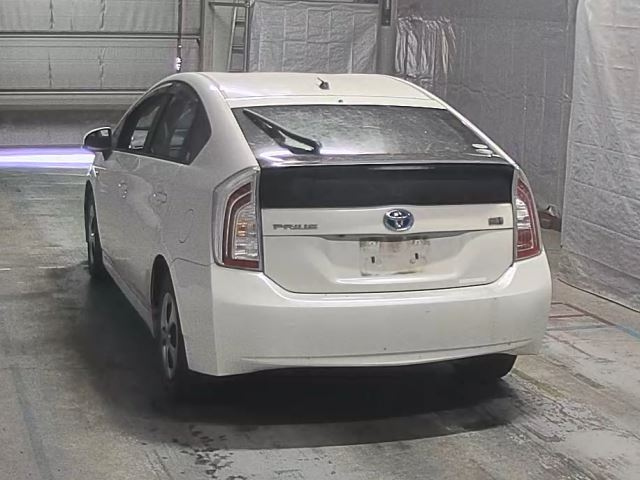 TOYOTA PRIUS 2014