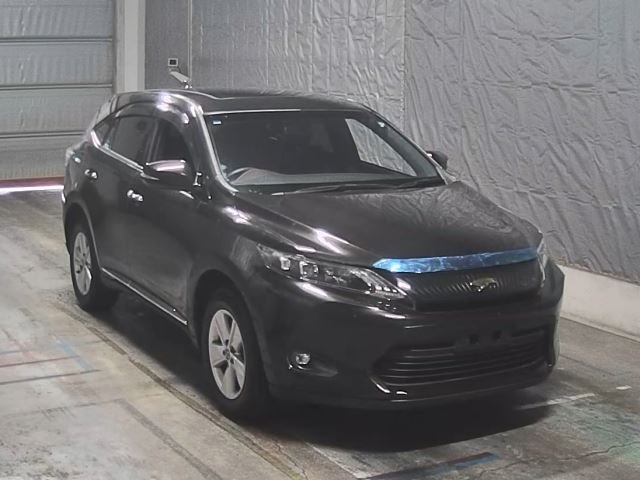 TOYOTA HARRIER 2015