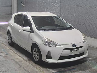 TOYOTA AQUA 2014