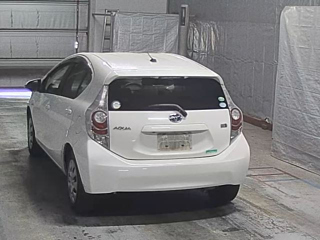TOYOTA AQUA 2014