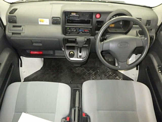 DAIHATSU HIJET VAN 2017