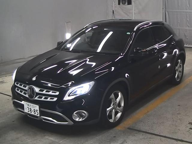 MERCEDES BENZ GLA CLASS 2017